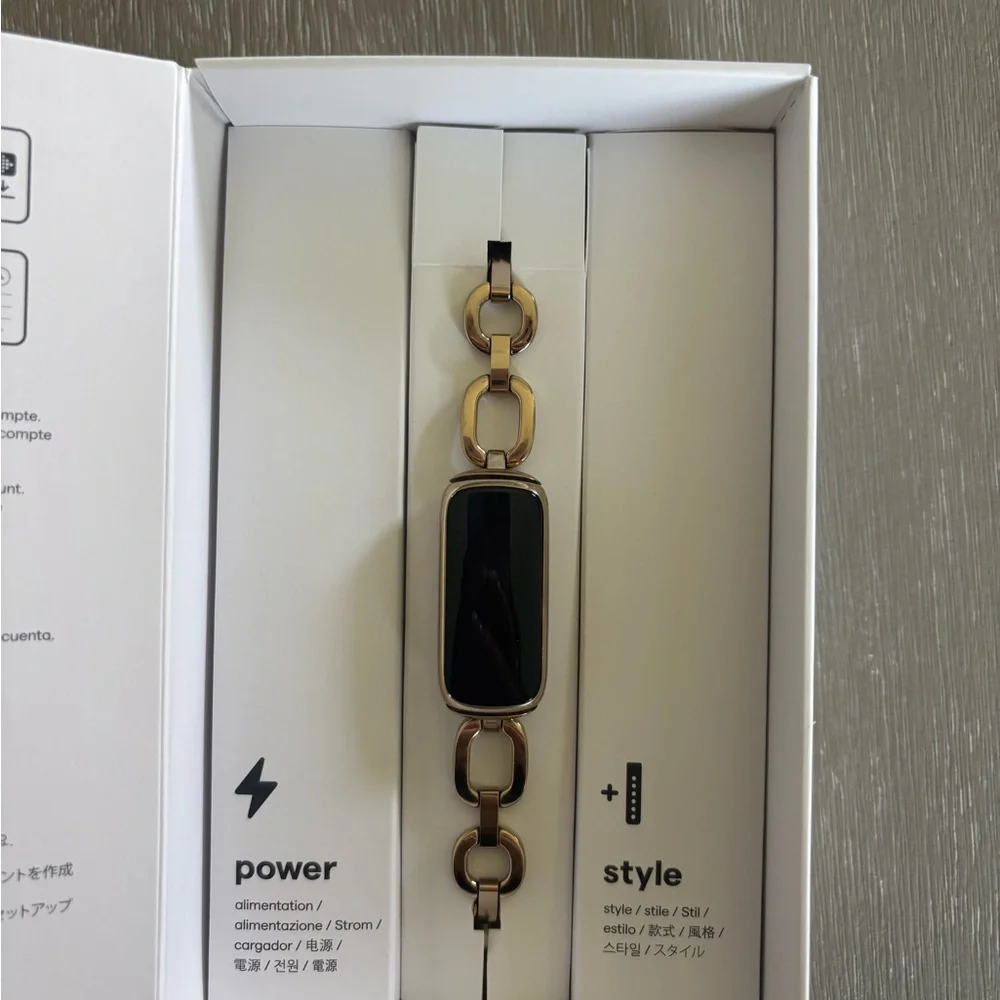 Fitbit Luxe Gorjana Link Bracelet + Peony Classic Bands - Picture 7 of 10